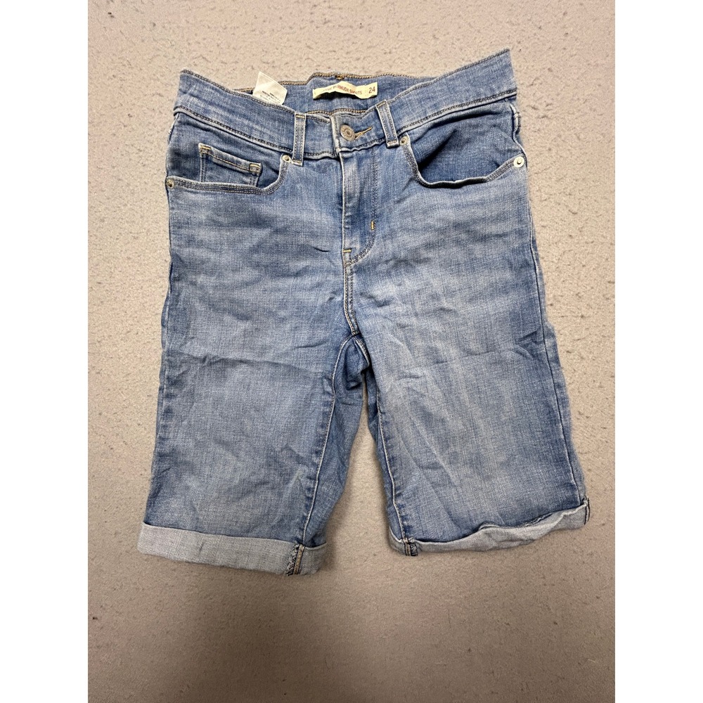 Levi's Classic Bermuda Shorts Denim Blue W24 Womens